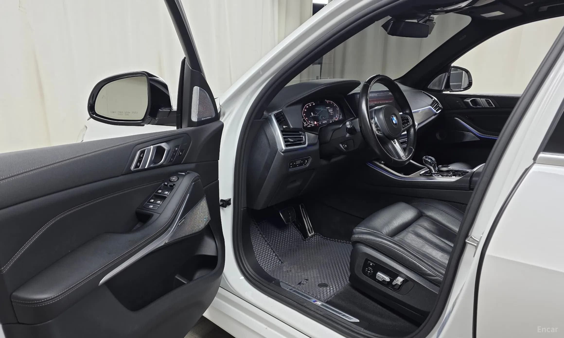 X5 (G05)