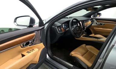 S90