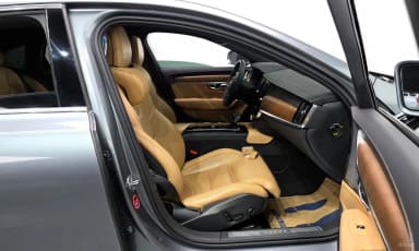 S90