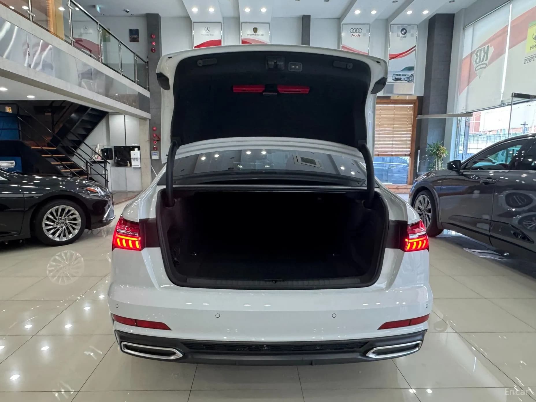 A6 (C8)