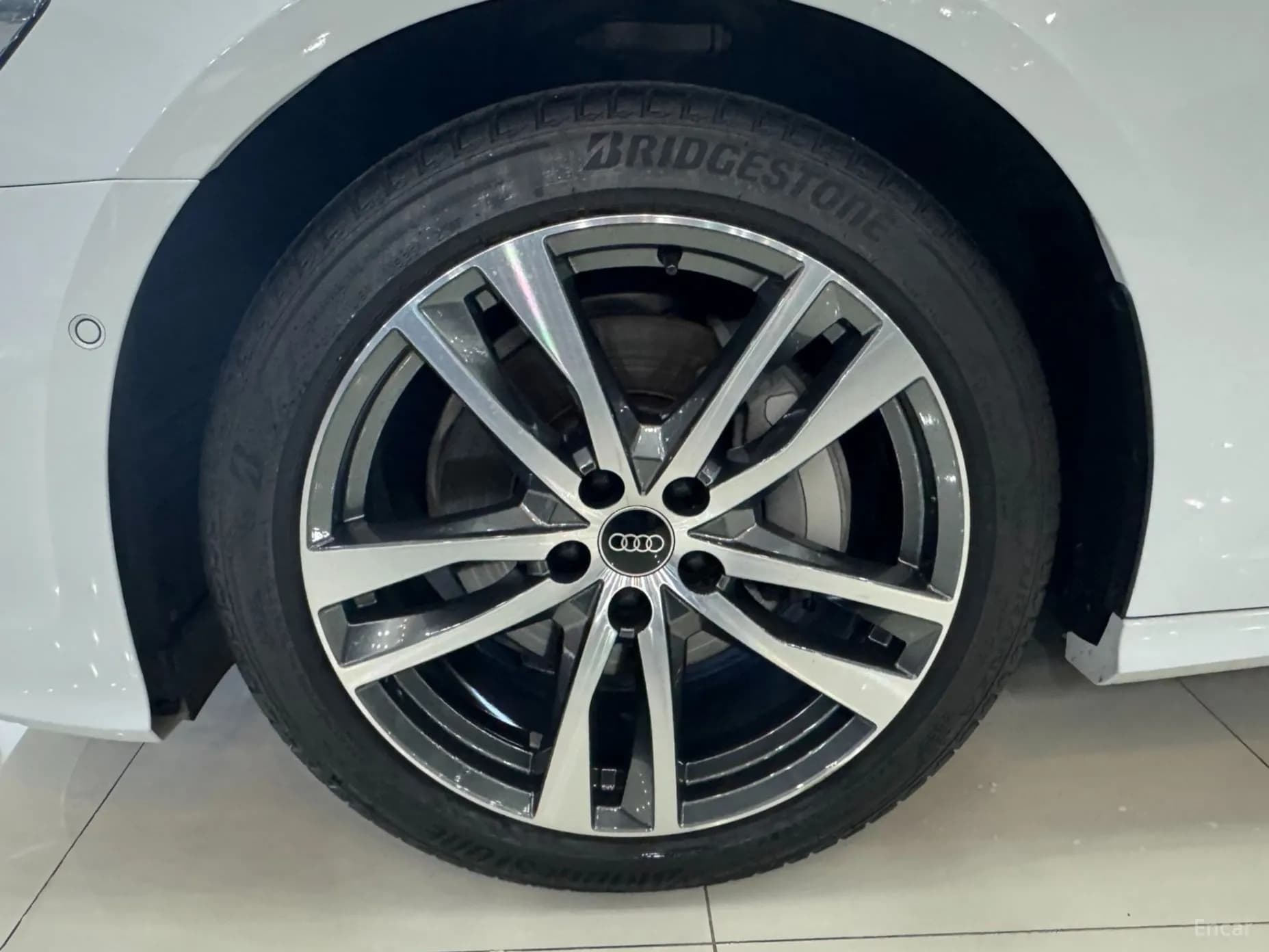A6 (C8)