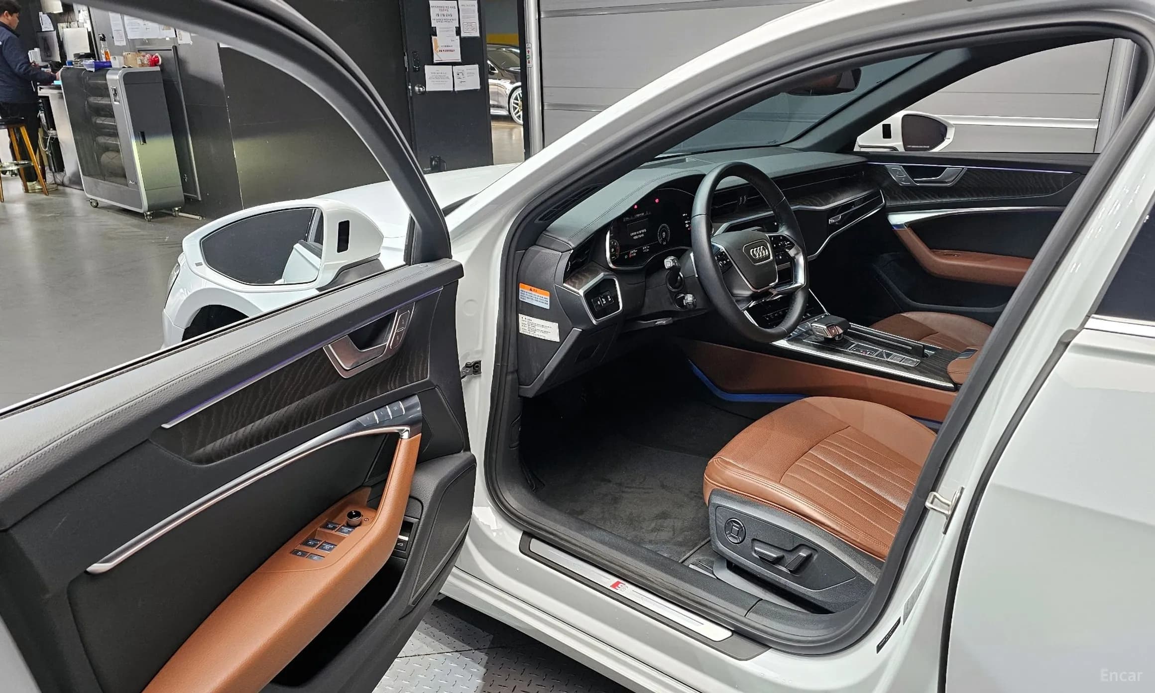 A6 (C8)