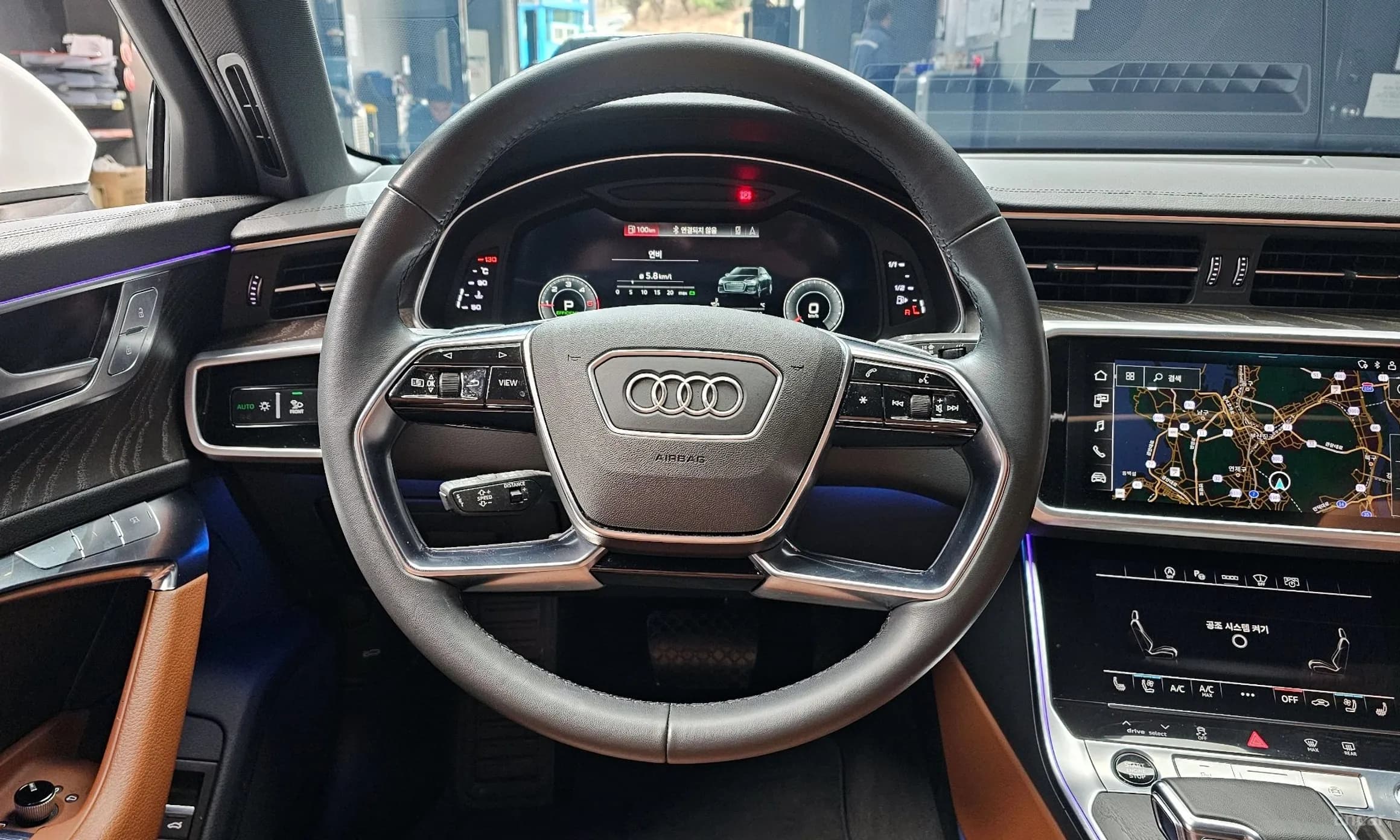 A6 (C8)