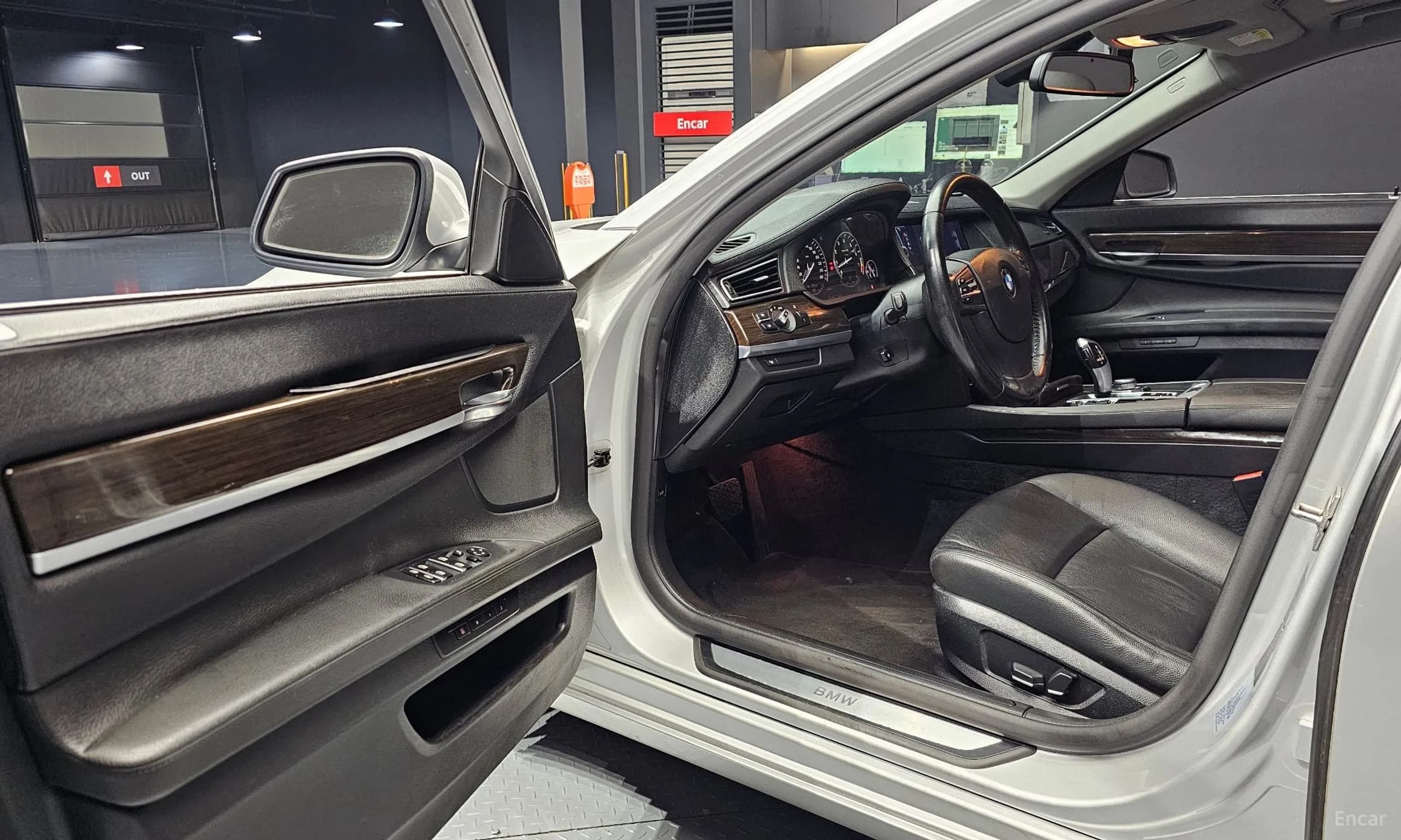 7 Series (F01)