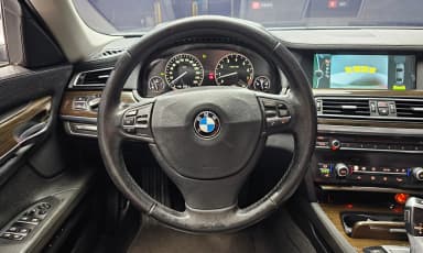 7 Series (F01)