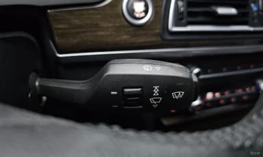 7 Series (F01)