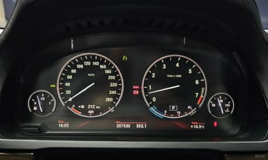 7 Series (F01)