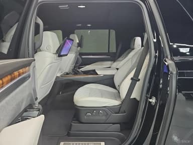 Escalade 5th Generation