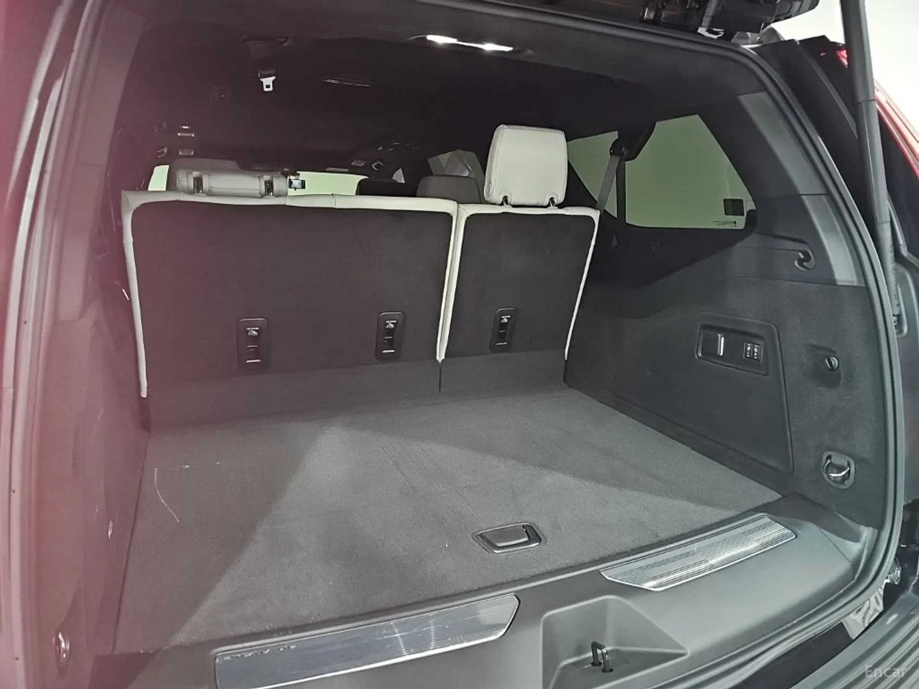 Escalade 5th Generation