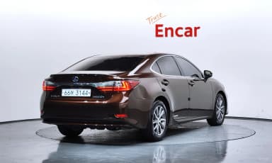 New ES300h