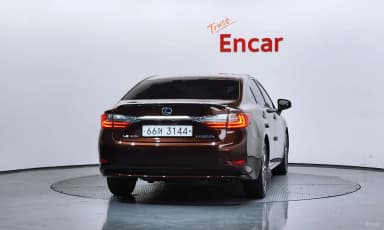 New ES300h
