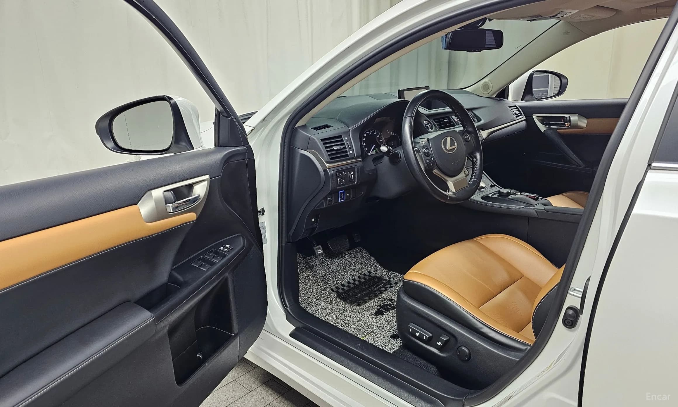 CT200h