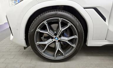 X6 (G06)