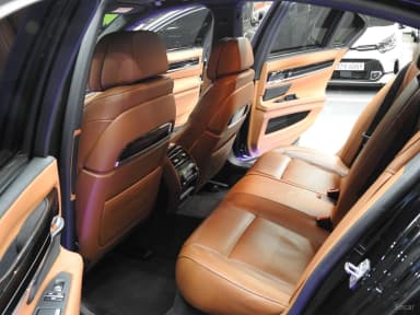 7 Series (F01)