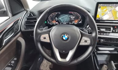 X3 (G01)
