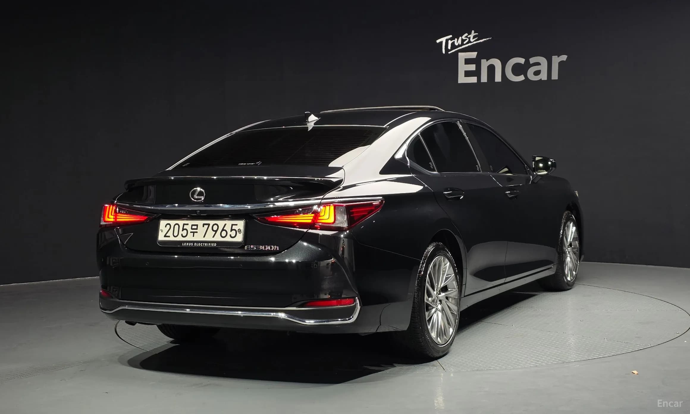ES300h 7th Generation
