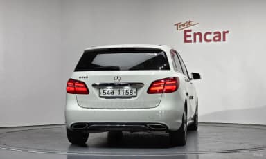 B-Class W246