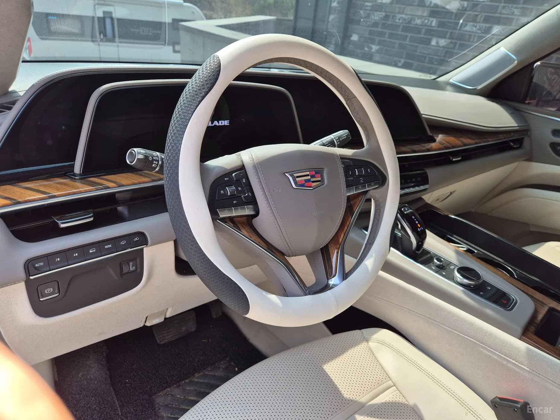 Escalade 5th Generation
