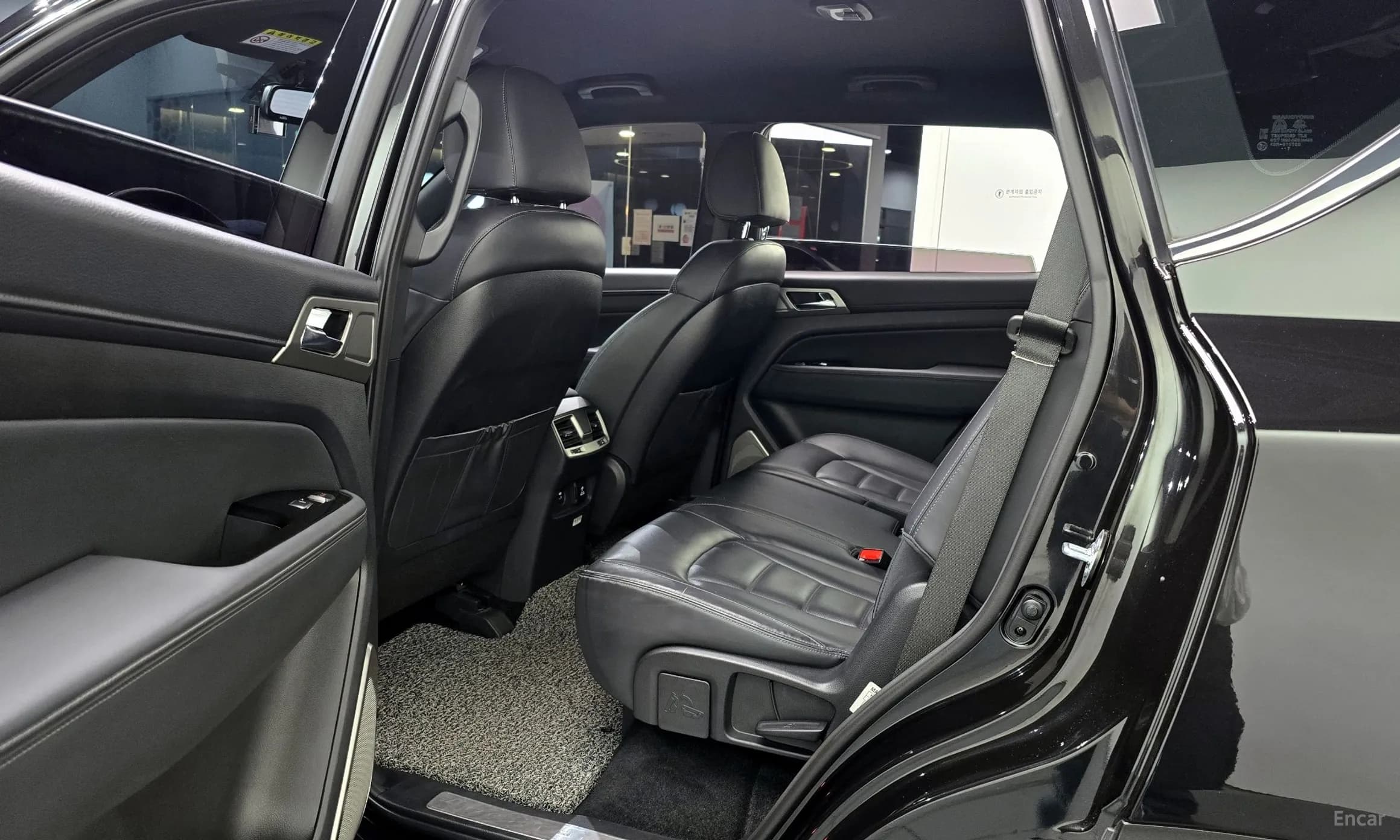 G4 Rexton