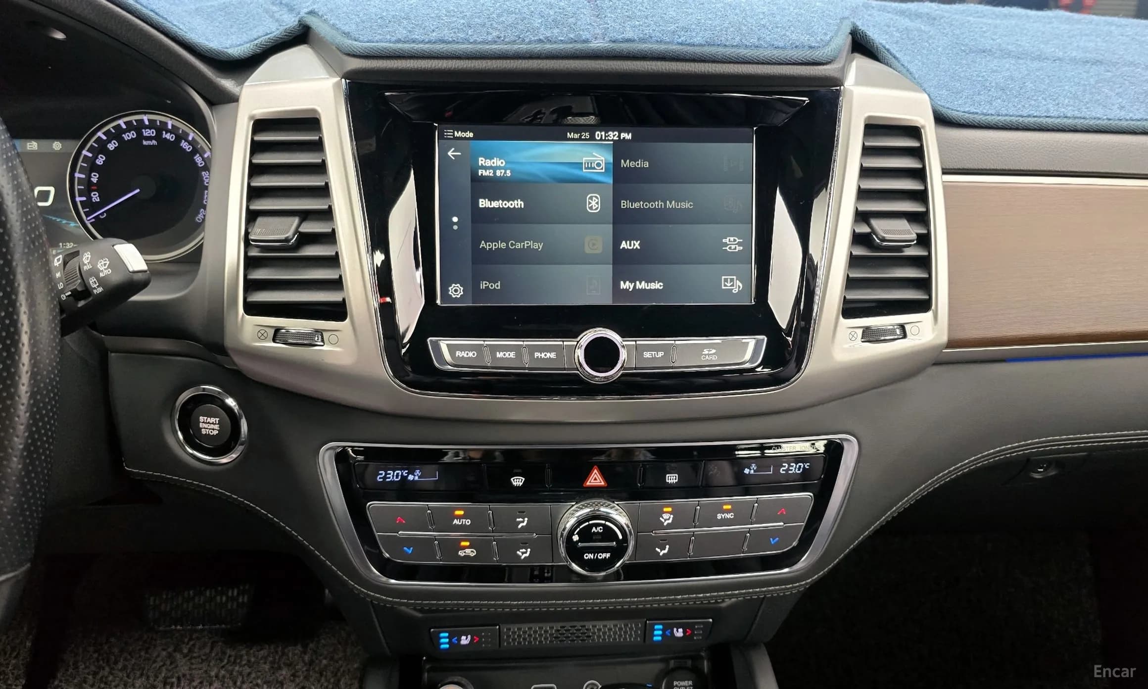 G4 Rexton