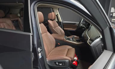 X5 (G05)