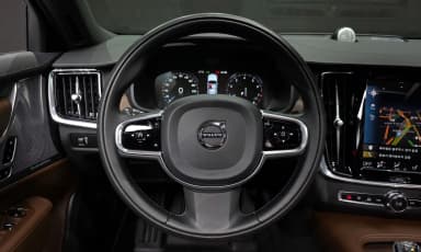 S90