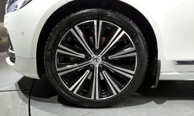 S90