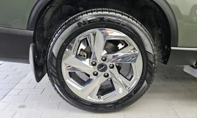 Rexton Sports Khan