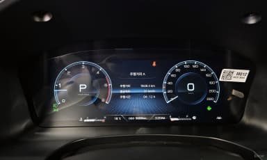 Rexton Sports Khan