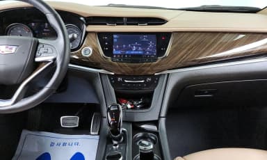 XT6