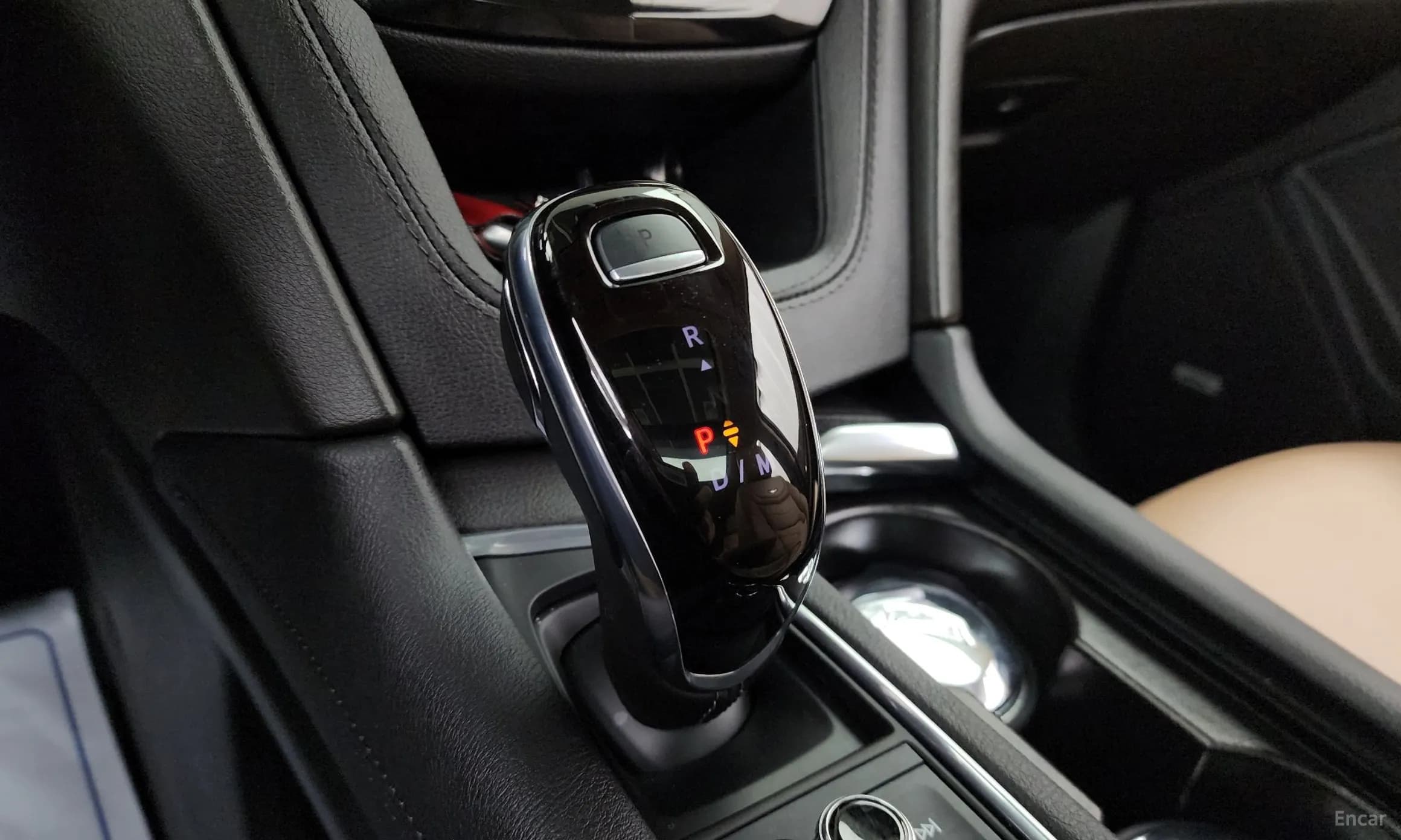 XT6
