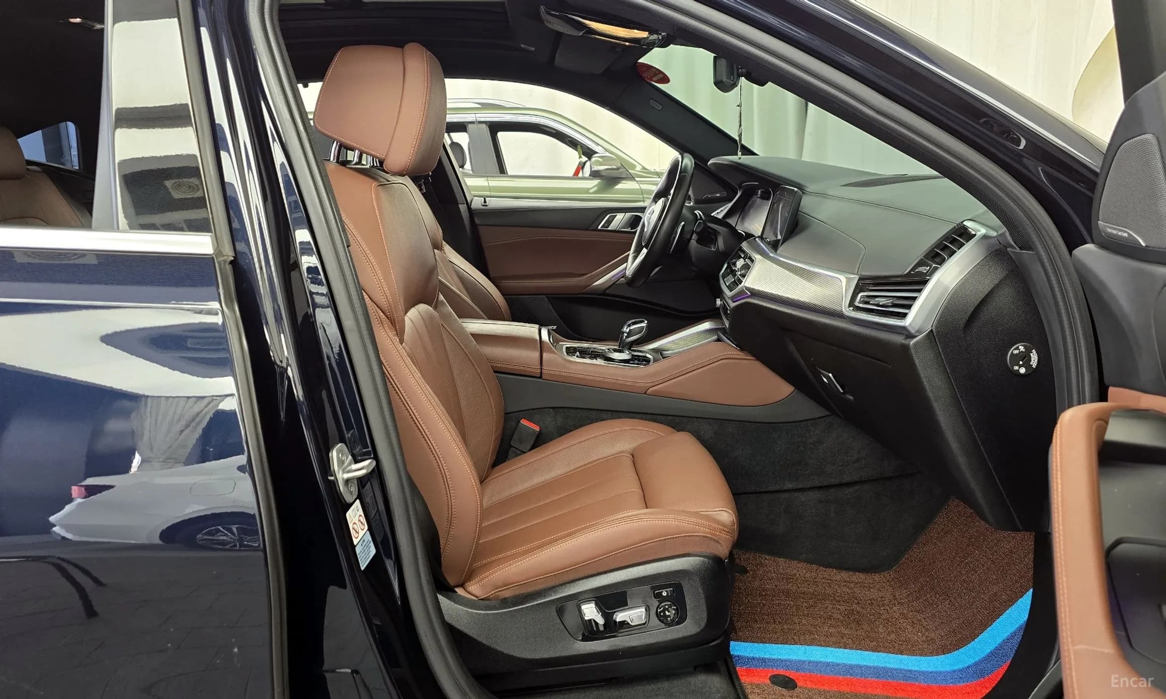 X6 (G06)