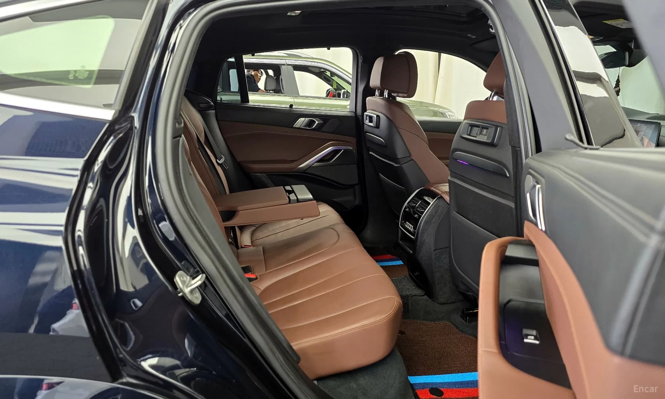 X6 (G06)