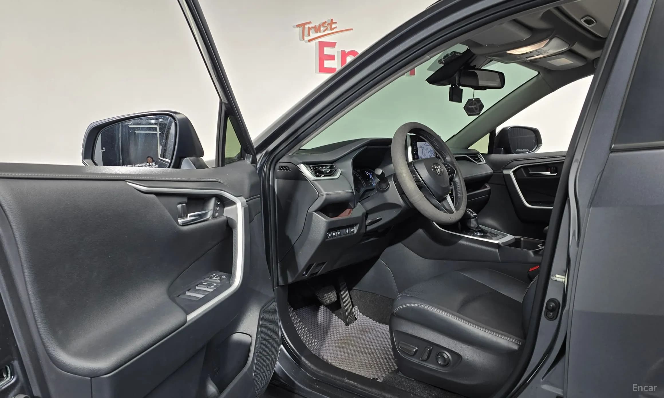 RAV4 5th Generation