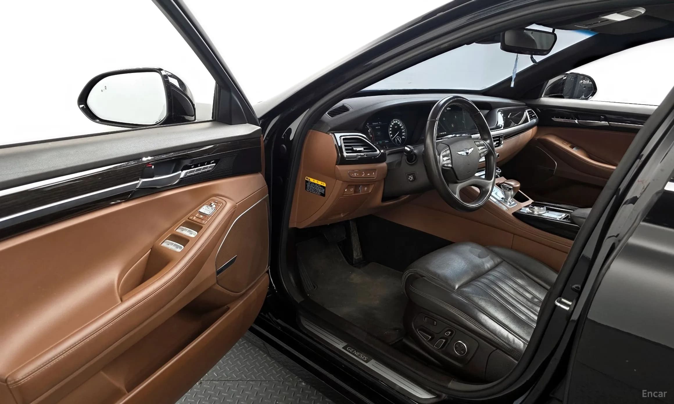 G90
