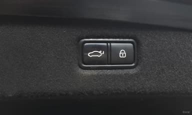 G90