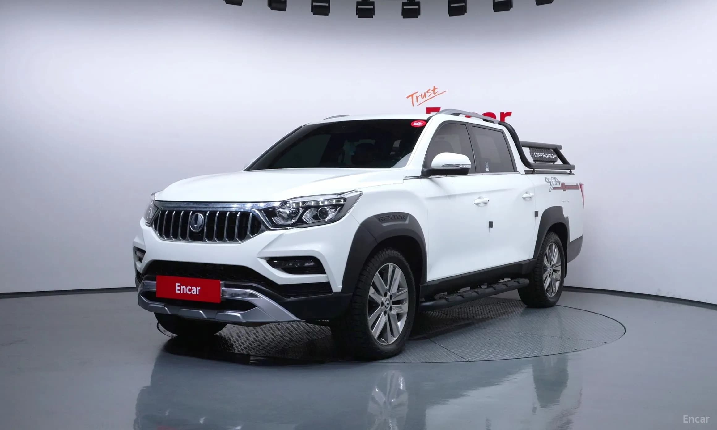 Rexton Sports Khan