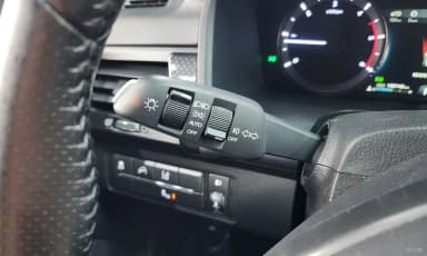 Rexton Sports Khan