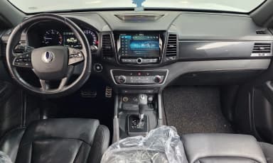 Rexton Sports Khan