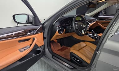 5 Series (G30)