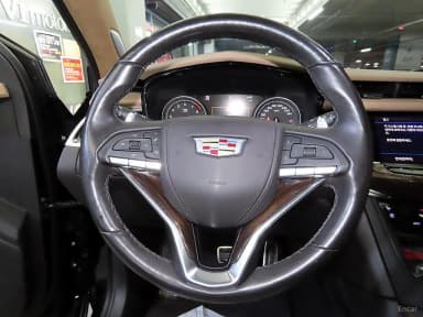 XT6
