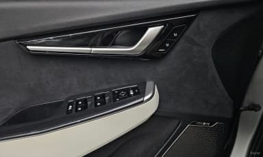 EV6