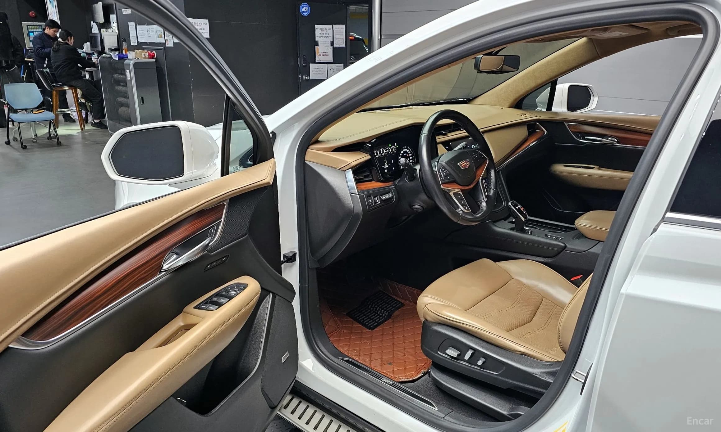 XT5