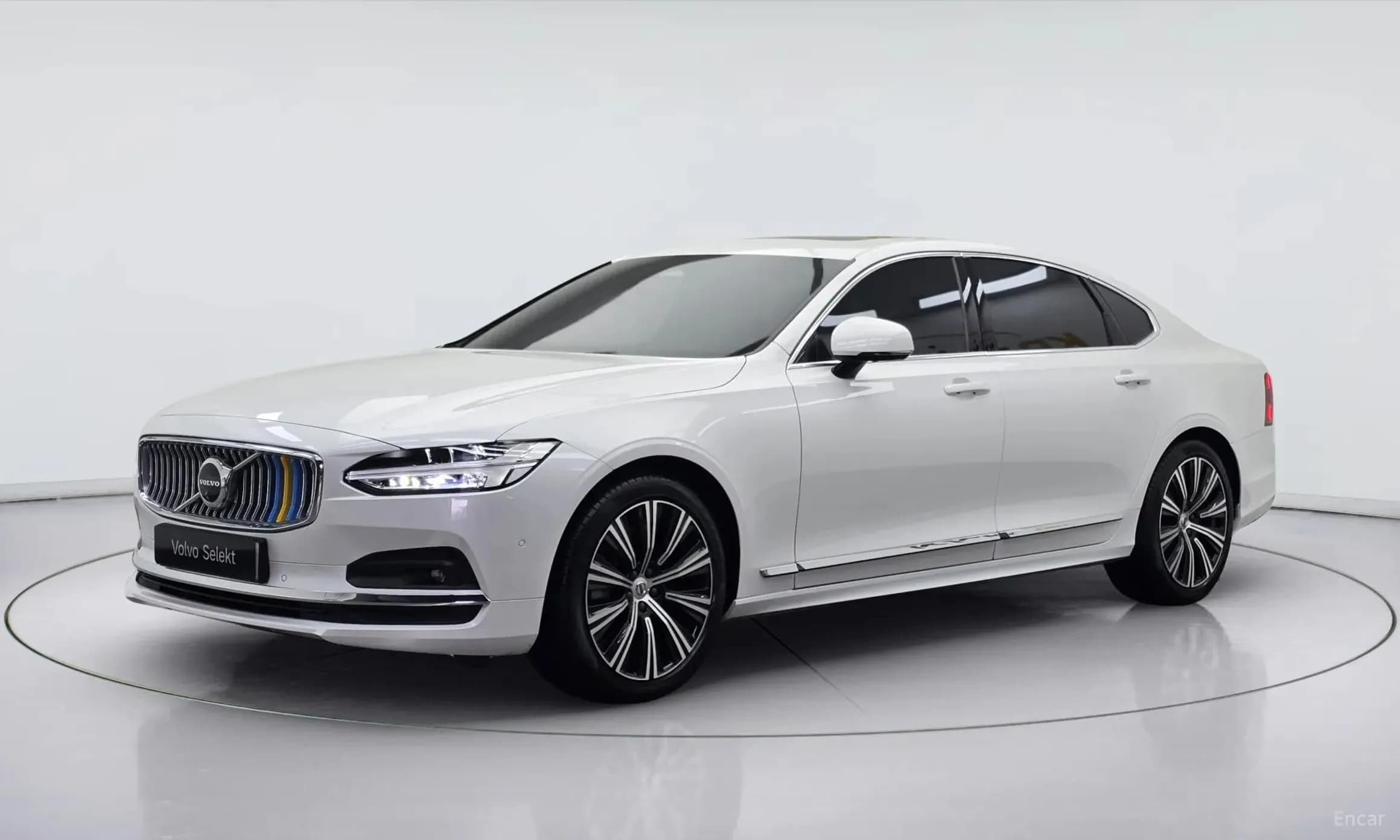 S90