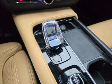 S90