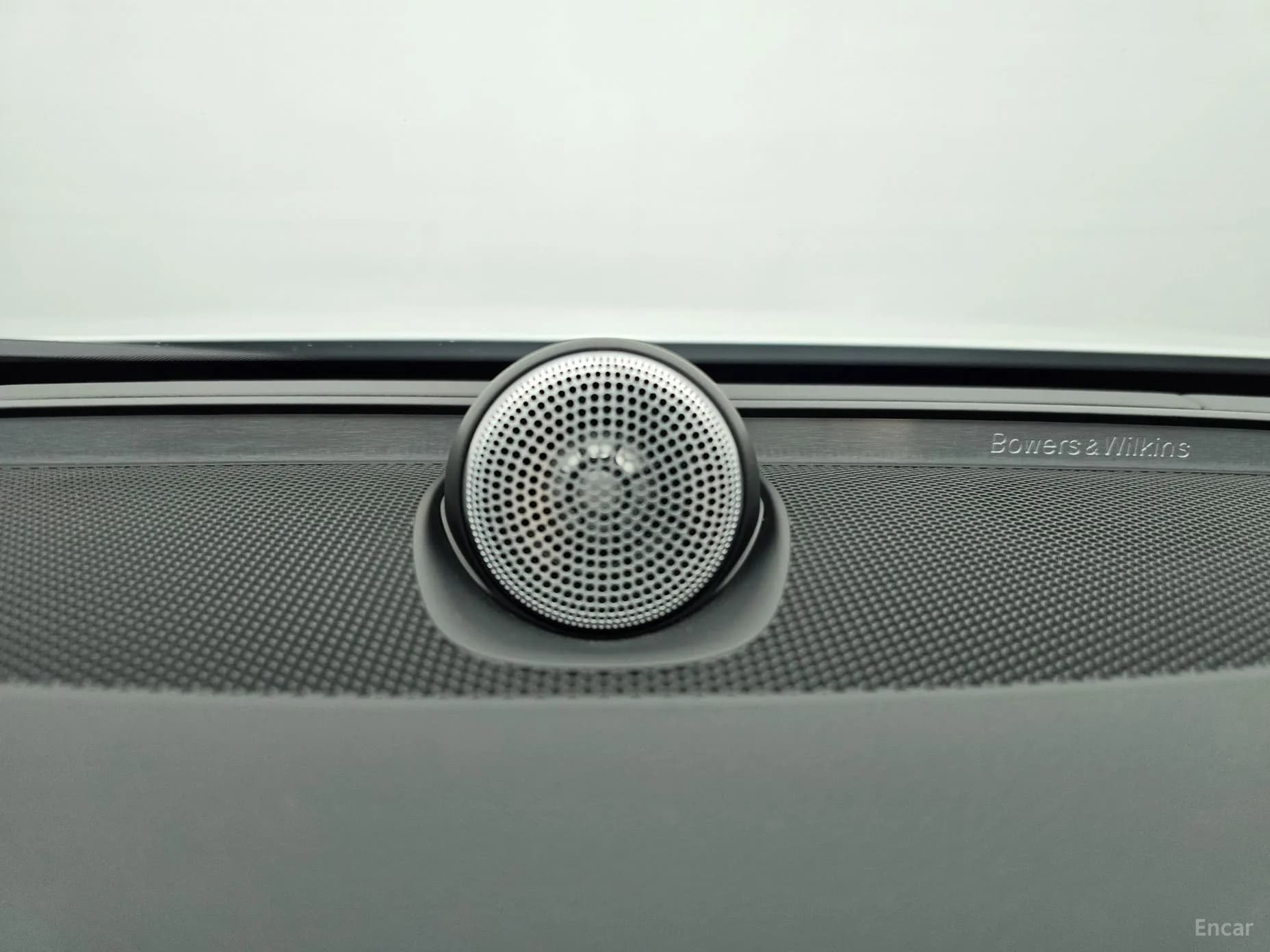 S90
