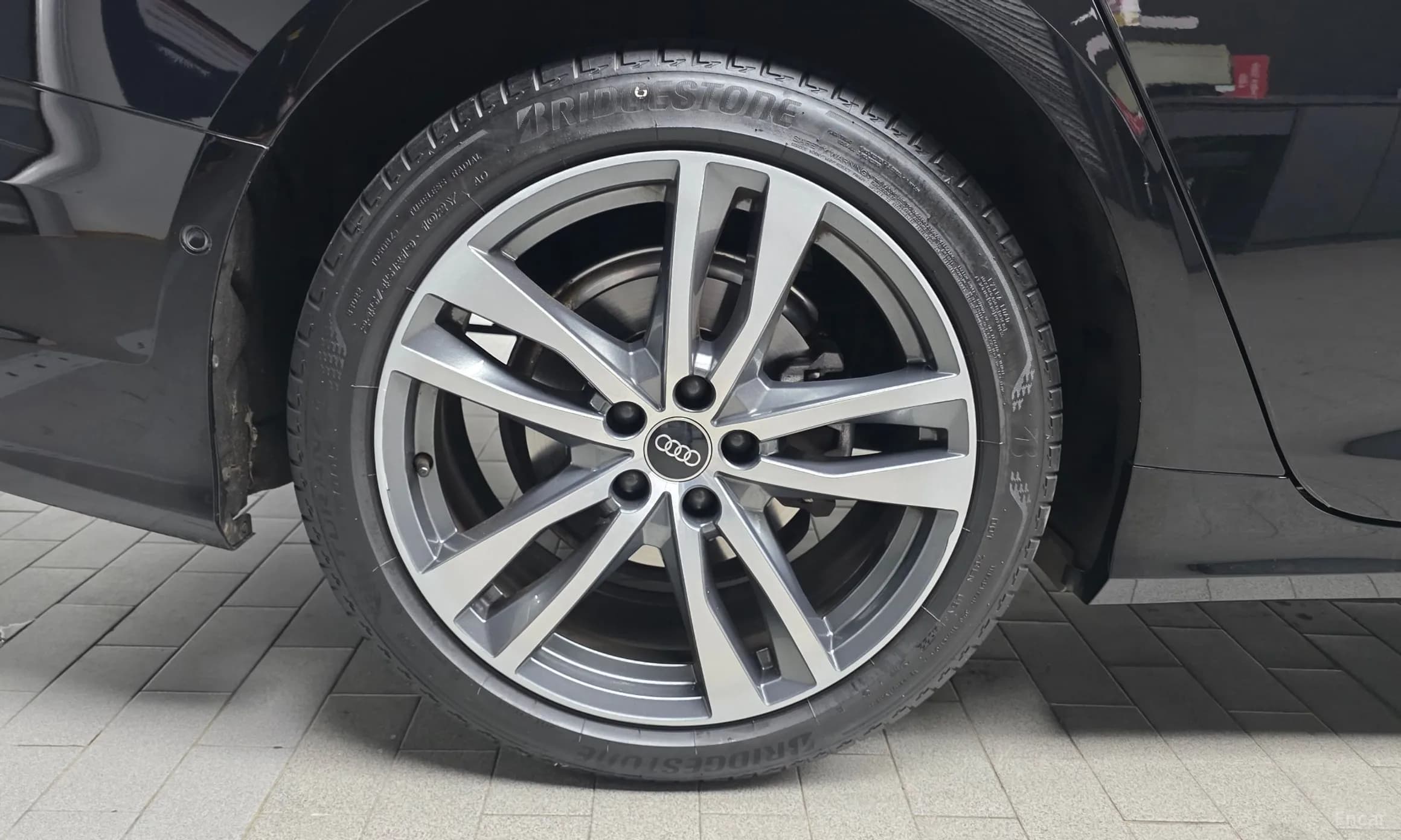 A6 (C8)