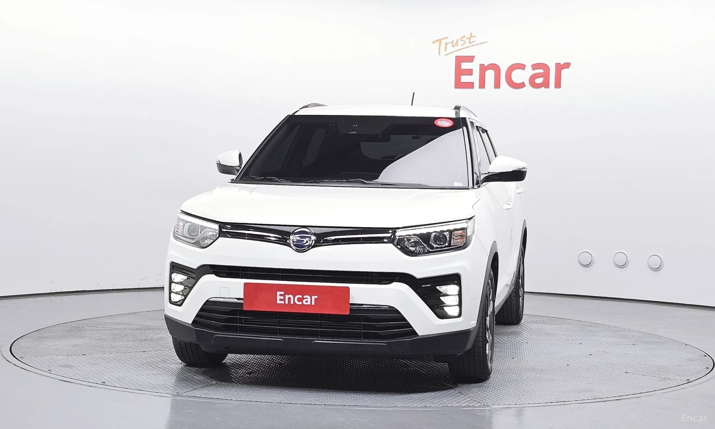 Berry New Tivoli