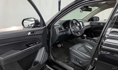 G4 Rexton