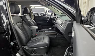 G4 Rexton